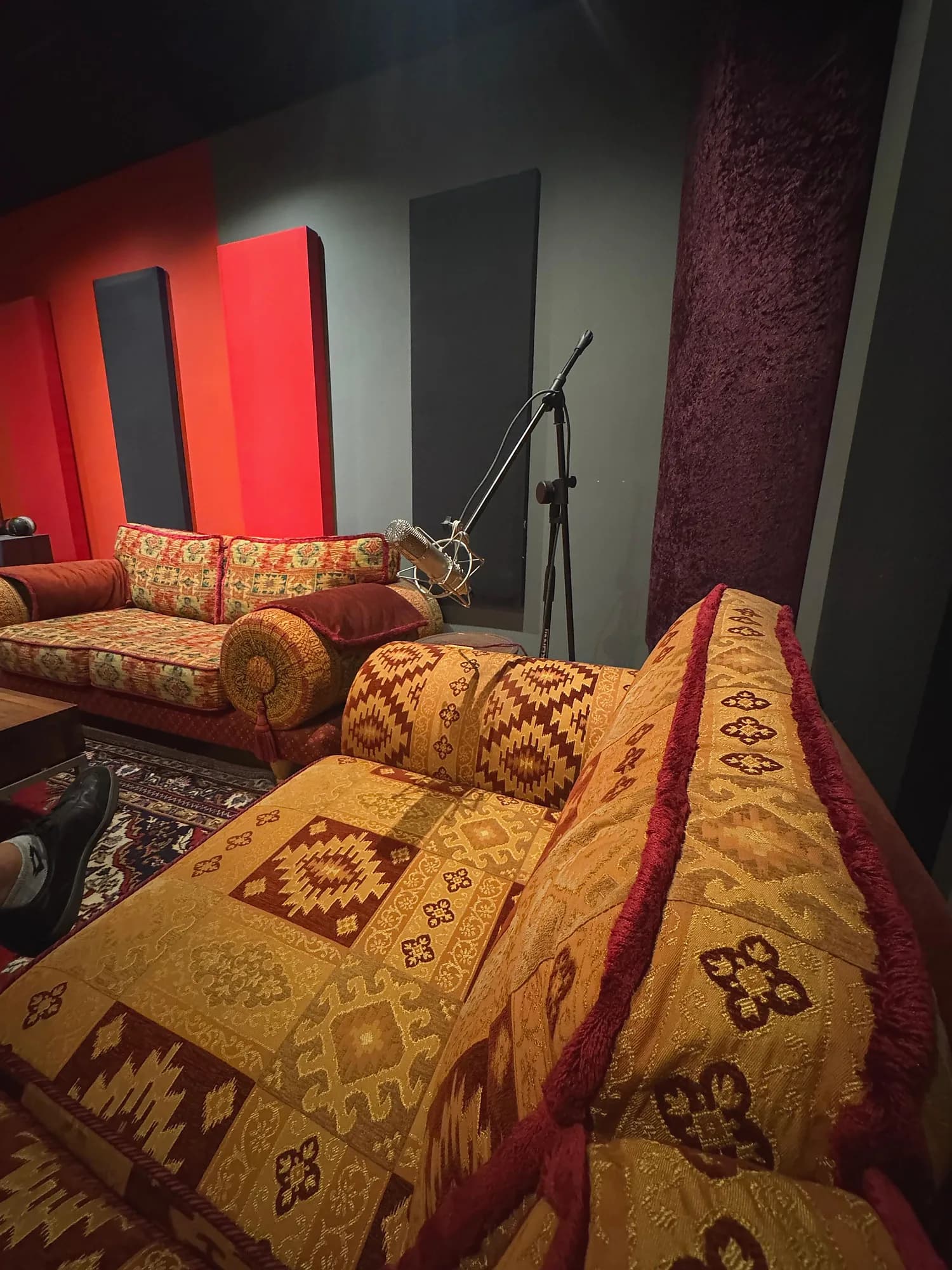 BlackBurst Studio
